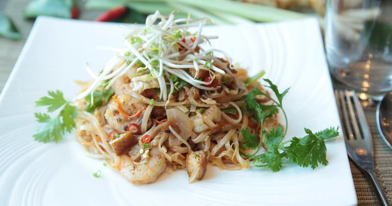 Recette pad thaï crevettes et poulet : la méthode que j'utilise